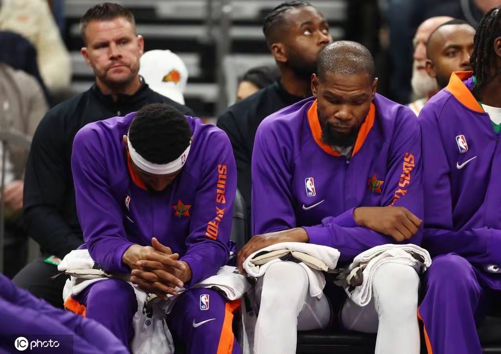 开云网页登录入口太阳核心球员伤退，球队未来走势成疑，朋友必须.的简单介绍